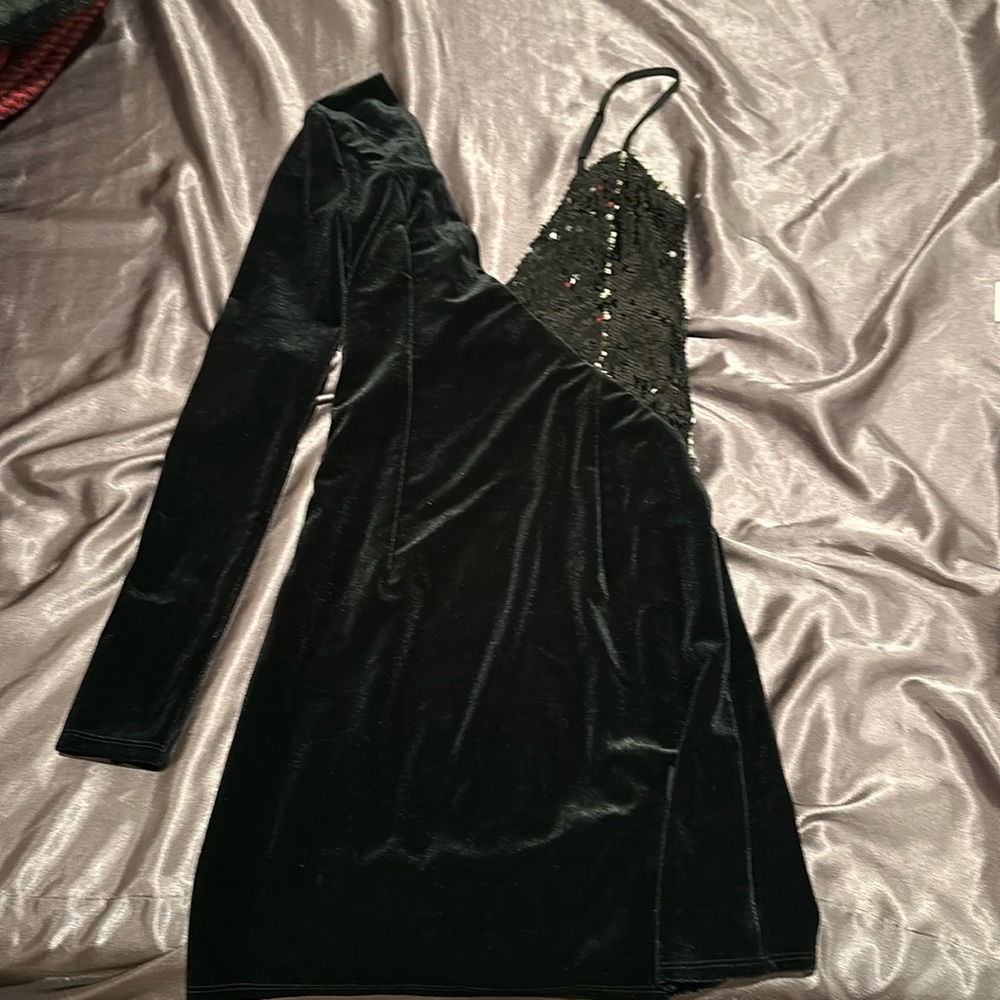 H:ours black party dress size XS